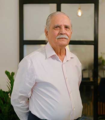 Mr. Dilip Chiplunkar